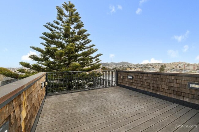 Building Photo - 19 Wilmot St