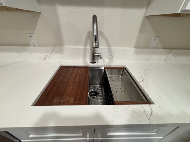 Building Photo - Completely Renovated Concord Retreat: Cozy...