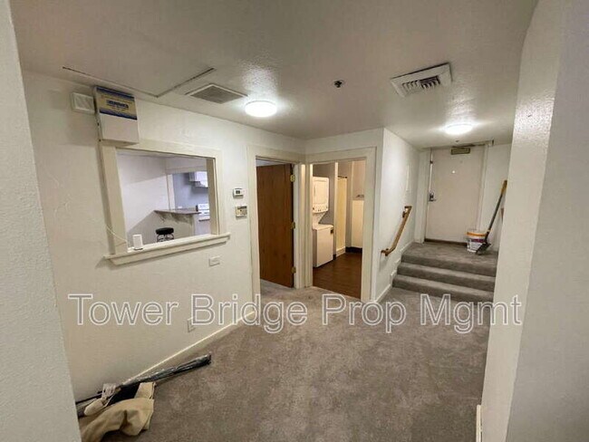 Building Photo - 122 I St