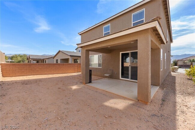 Building Photo - 129 Parliament Point