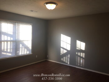 Building Photo - Spacious Townhouse coming available next month