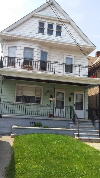 Primary Photo - 32 Zittel St