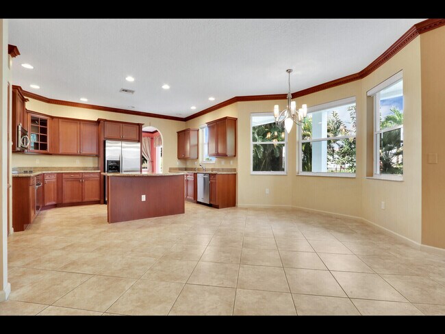 Building Photo - 3043 Hartridge Terrace