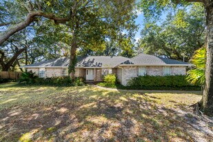 Building Photo - 4139 Sandy Bluff Dr W