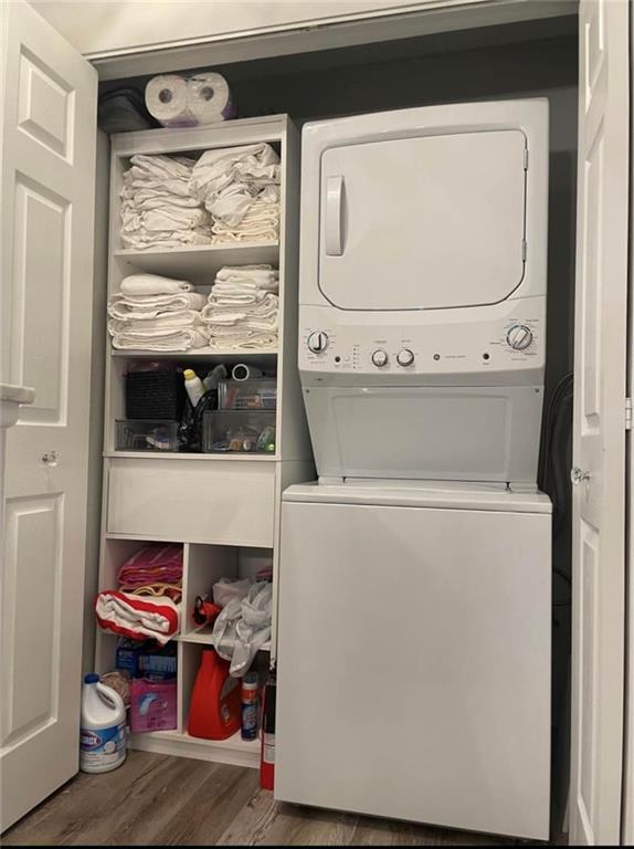 Building Photo - 225 High St