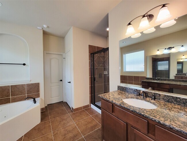 Building Photo - 2210 Pearl Bay Ct