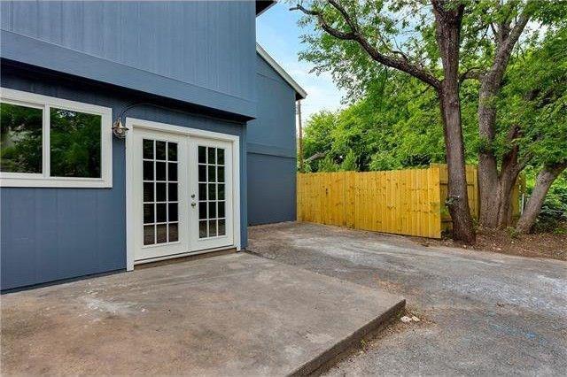 Building Photo - 2706 Mulford Cove