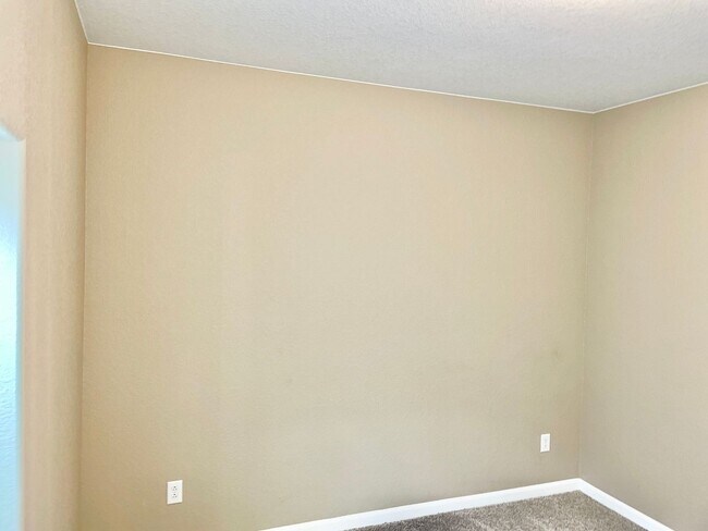 Building Photo - Built in 2021- Stunning 5 Bedroom 4 bath H...