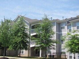 Building Photo - Woodwind Villa Apartments