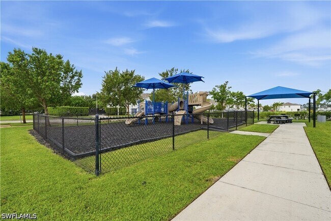 Building Photo - 15054 Wildflower Cir