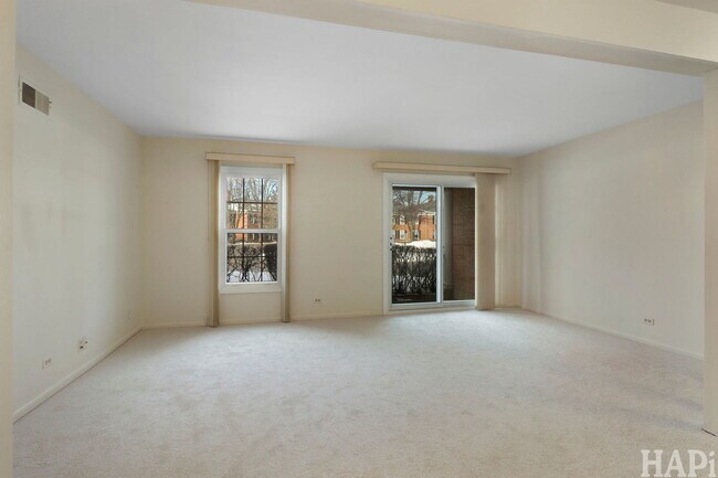 Building Photo - 591 Shorely Dr