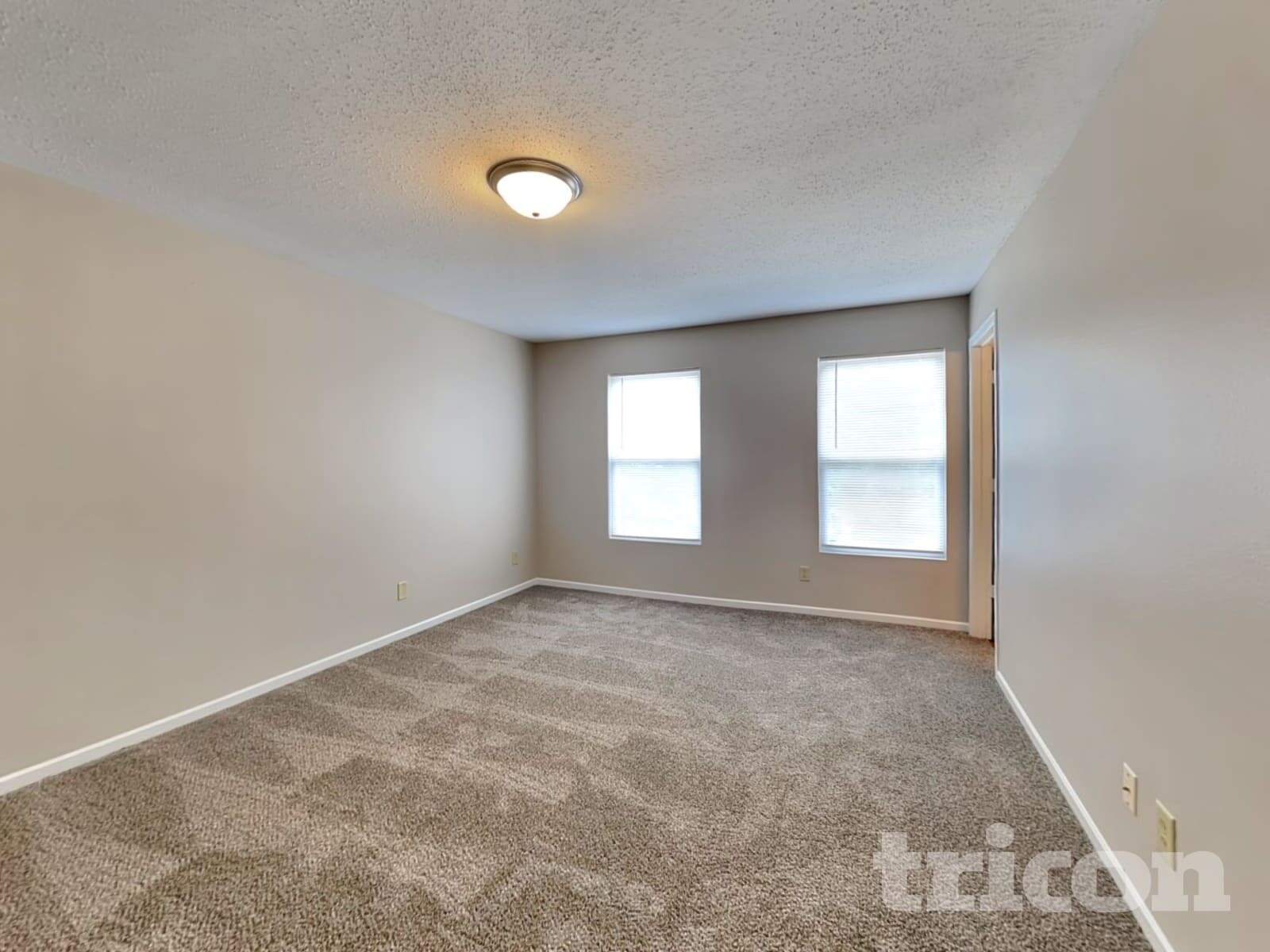 Building Photo - 10904 Firefly Ct