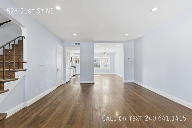 Building Photo - 525 21st St NE