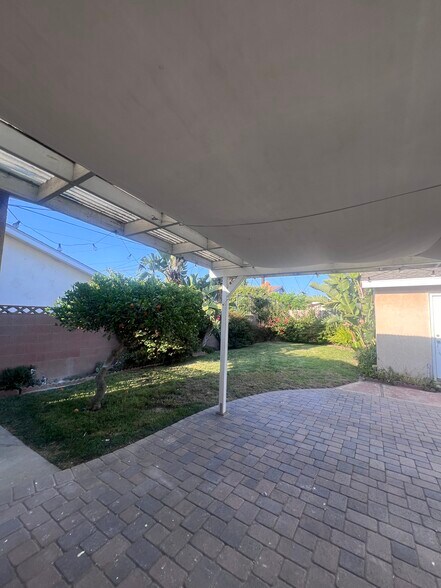 Building Photo - 1117 Clarion Dr