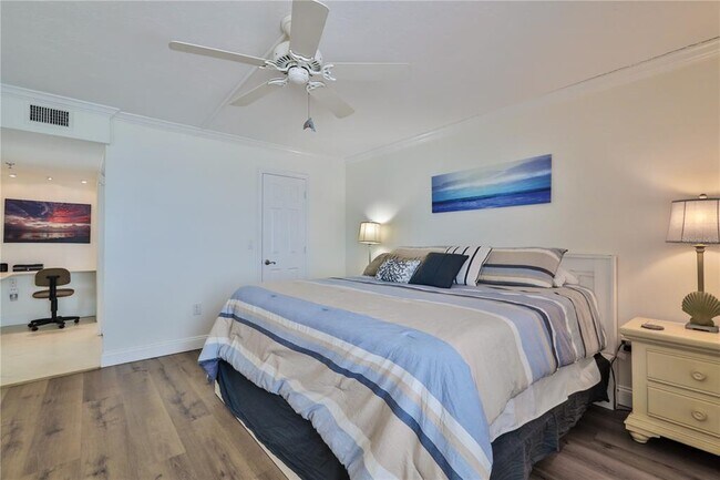 Building Photo - 5301 S Atlantic Ave