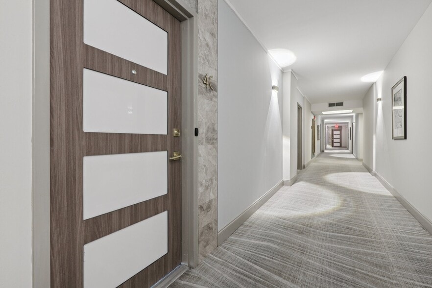 Building Photo - 2701 N Ocean Blvd