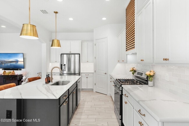 Building Photo - 8048 Gullen Dr