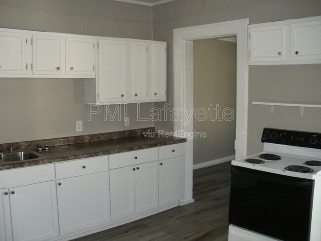 Building Photo - 2024 Monon Ave