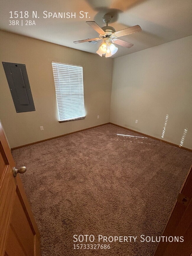 Building Photo - 1518 N Spanish St