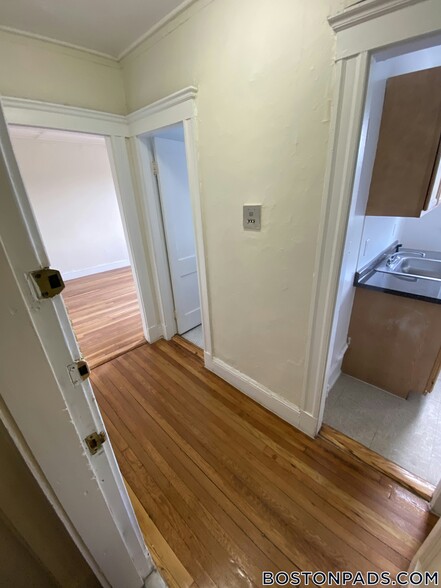 Building Photo - 1179 Boylston St