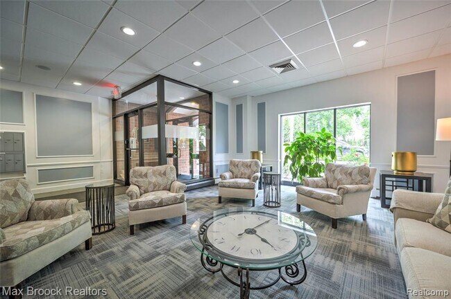 Building Photo - 35300 Woodward Ave