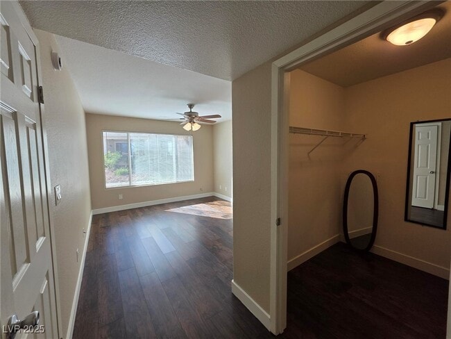 Building Photo - 5265 Caspian Springs Dr