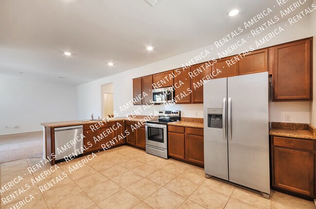 Building Photo - 6325 S Crescent Peak Dr
