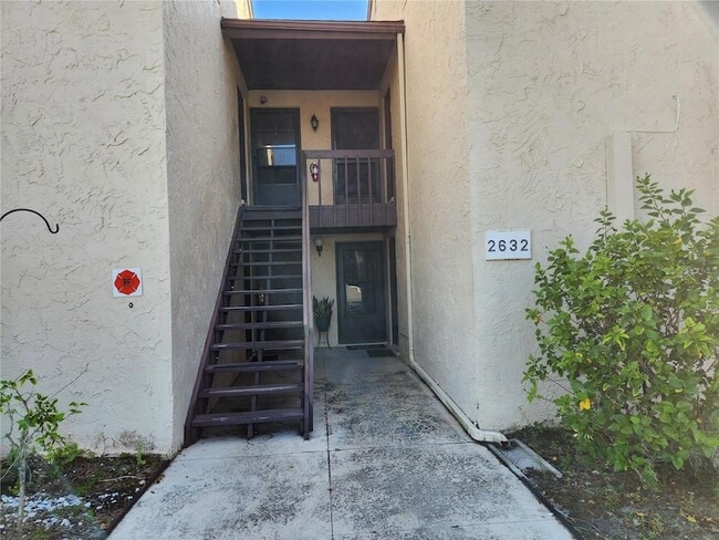 Primary Photo - 2632 Hidden Lake Dr N