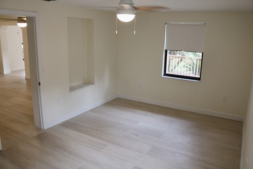 Details like this nook and arched doorways for endless character. - 33 63rd St