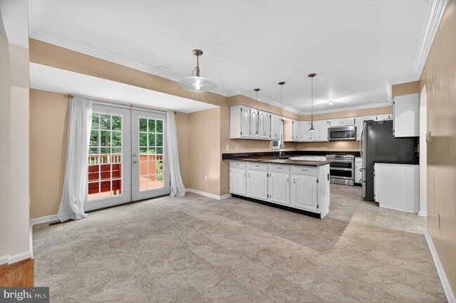 Building Photo - 14917 Brownstone Dr