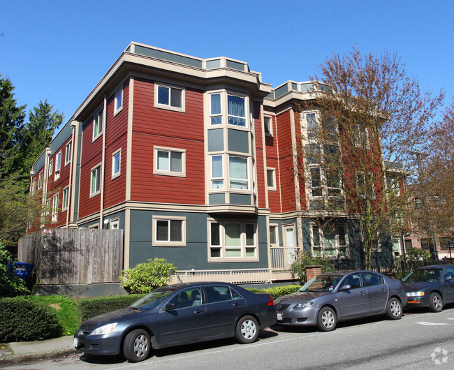 Building Photo - Mercer Court Apartments