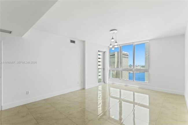 Building Photo - 300 S Biscayne Blvd