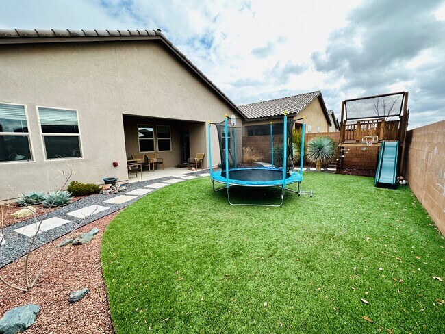 Building Photo - STUNNING Back yard!  Level II EV Charger!