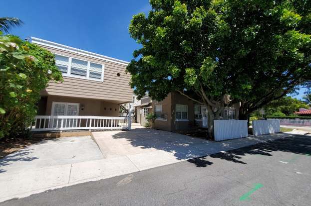 Building Photo - 301 Central Dr