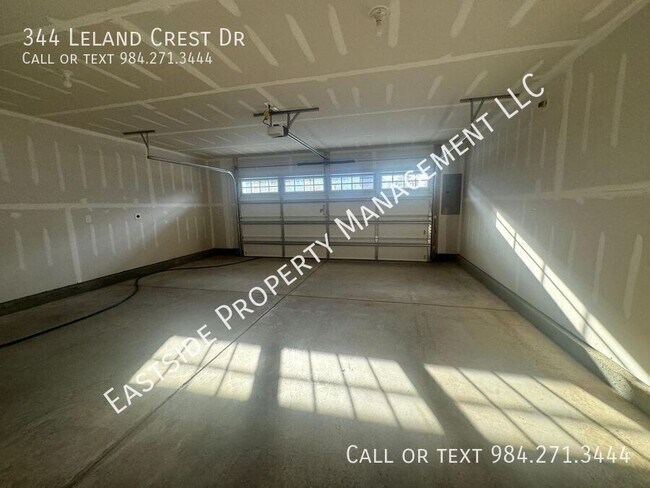 Building Photo - 344 Leland Crst Dr