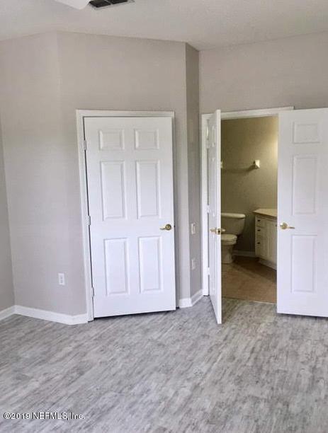 Building Photo - 7990 Baymeadows Cir E
