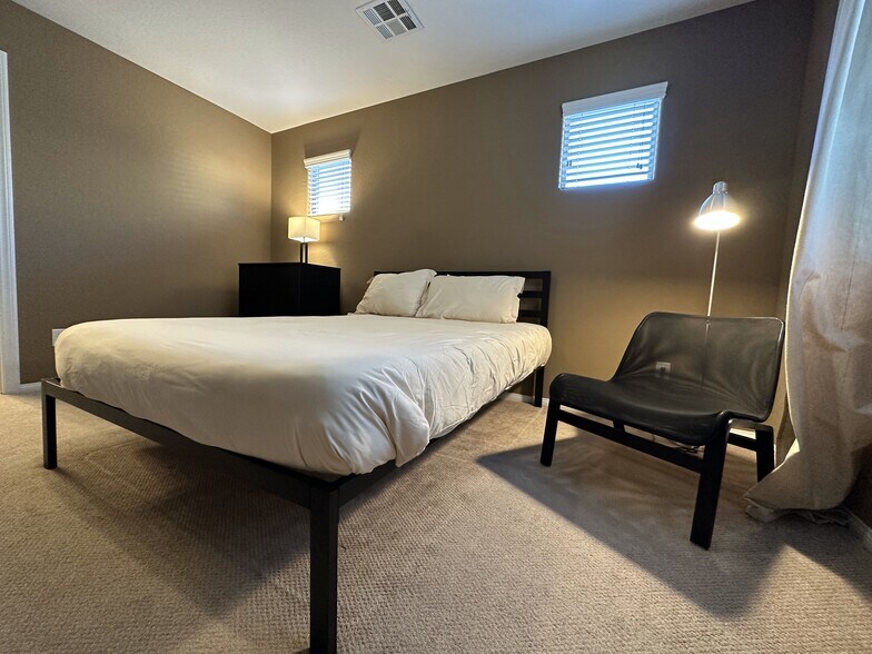 Building Photo - 7605 Finishing Touch Court