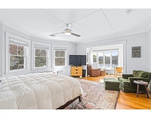 Building Photo - 4 Wedge Pond Rd