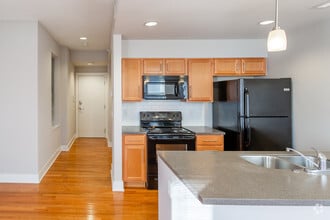 Interior Photo - Mercer Commons