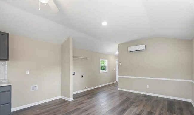 Building Photo - 16710 Gabriel Wy