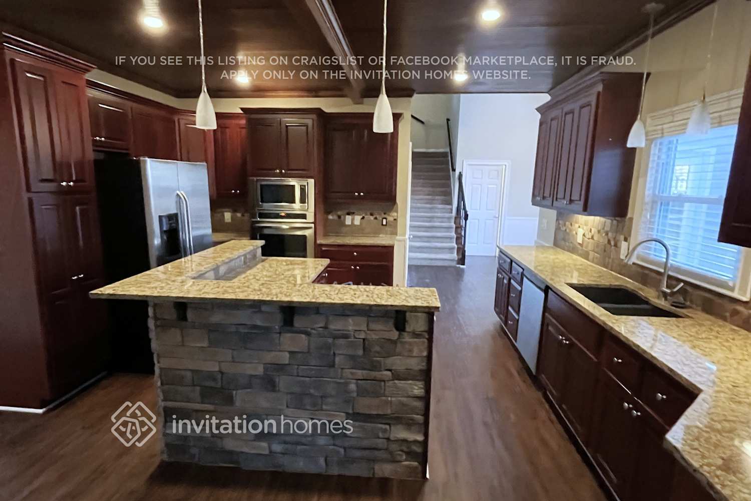 Building Photo - 435 Clubfield Dr