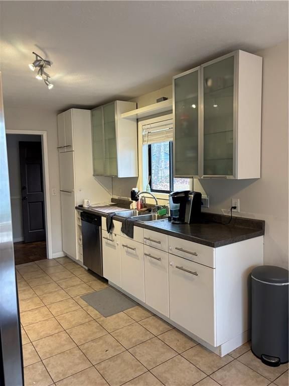 Building Photo - 1756 Pierce Arrow Pkwy