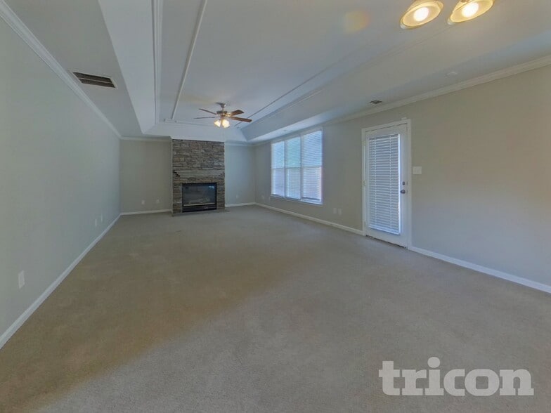 Building Photo - 4708 Tonkawa Bend
