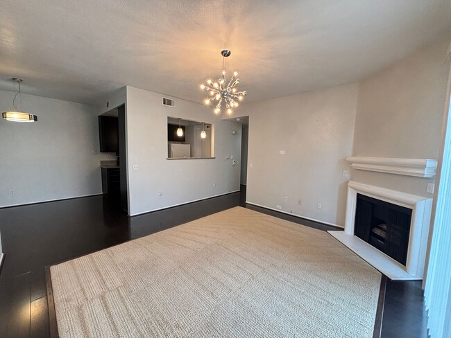 Building Photo - West Lancaster Condo In  Gated Community Near A.V College