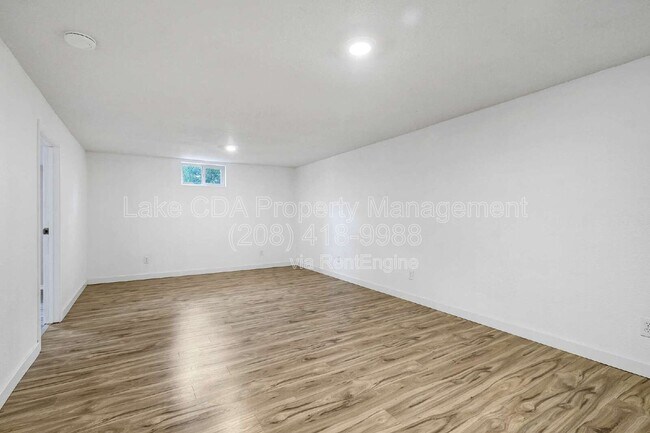 Building Photo - 506 15th St