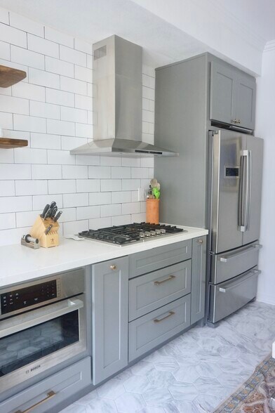 Building Photo - 2078 S Delaware St