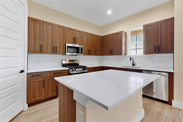 Building Photo - 3425 Sanjeev Dr