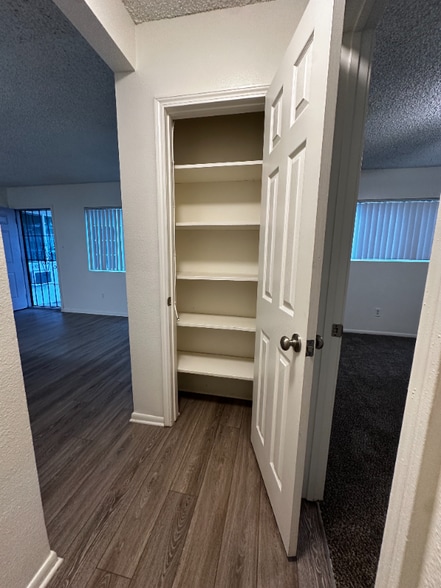 Building Photo - 1228 S Loara St