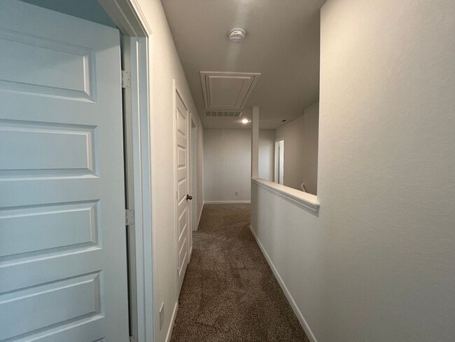 Building Photo - Beautiful 4/2.5 home in Hannah Heights