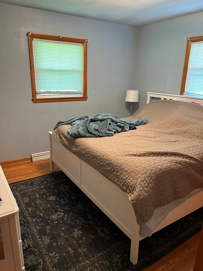 Building Photo - 306 S Franklin St